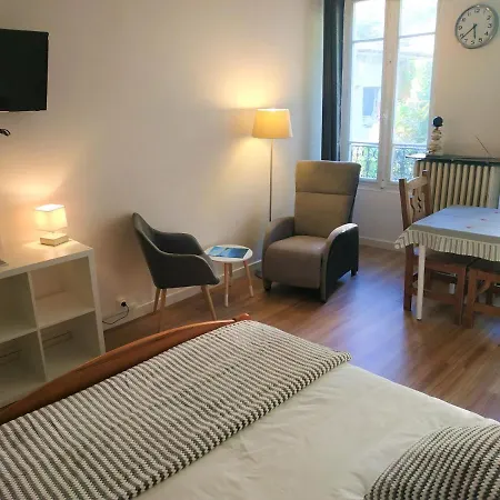 Διαμέρισμα Joli Calme Parking Proche Thermes Et Centre