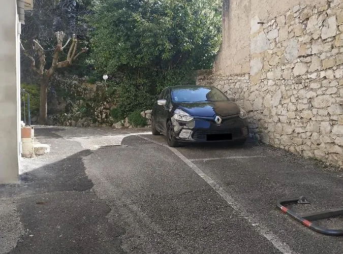 Lejlighed Joli Calme Parking Proche Thermes Et Centre *