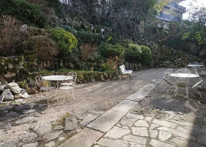 Joli Calme Parking Proche Thermes Et Centre Aix-les-Bains